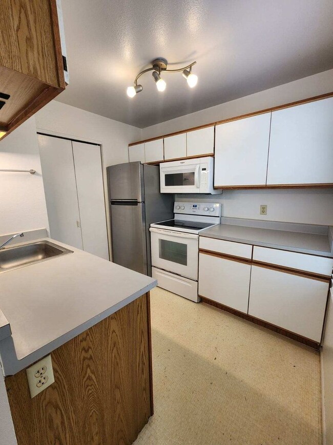 property at 68-3831-3831 Lua Kula St