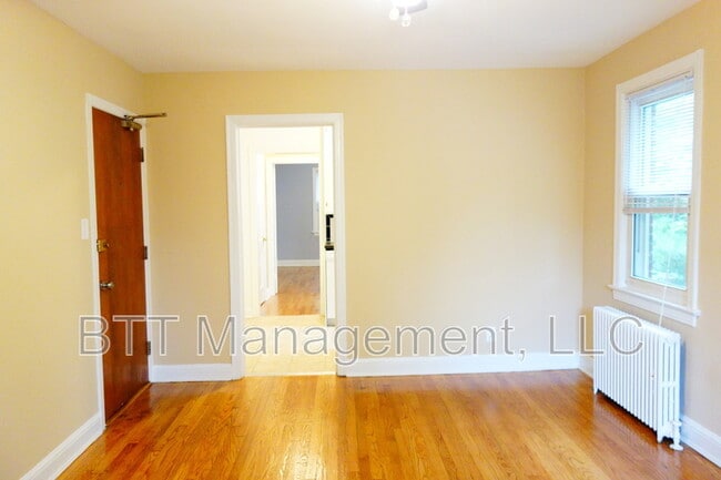 8210 Greenwood Ave in Takoma Park, MD - Building Photo - Building Photo