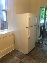 1239 S Brook St, Unit 2 in Louisville, KY - Building Photo - Building Photo