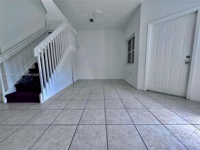 1631 SE 30th St in Homestead, FL - Building Photo - Building Photo