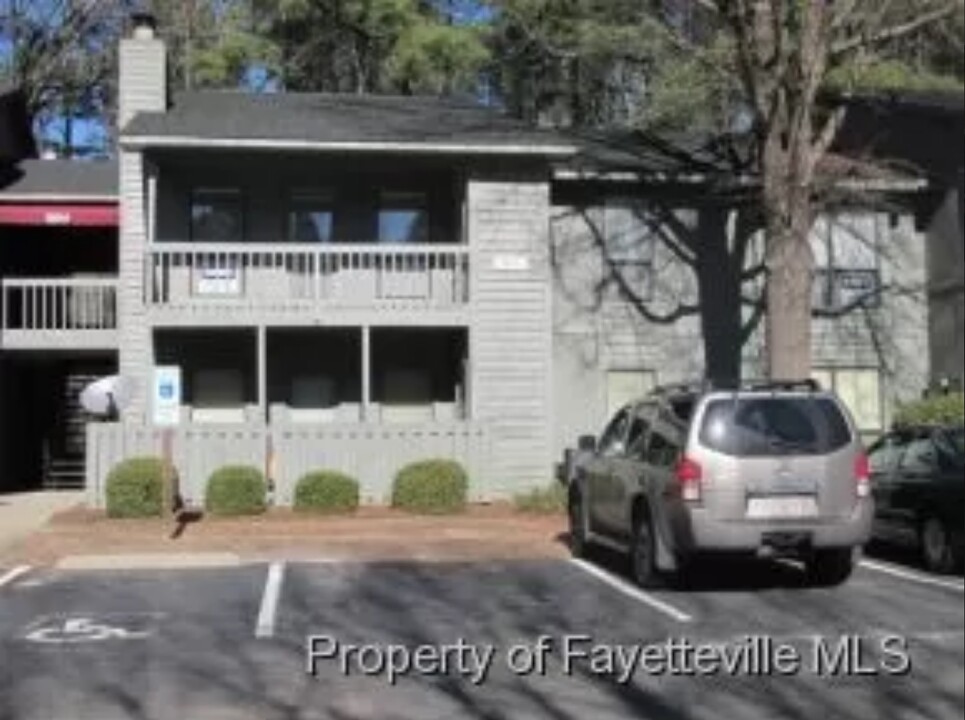 1904 Tryon Dr, Unit 8 in Fayetteville, NC - Building Photo