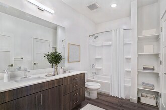 River Meadows Apartments in Spanish Fork, UT - Foto de edificio - Building Photo