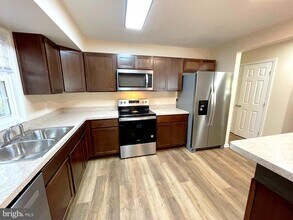 2060 Peace Ct in Saint Leonard, MD - Building Photo - Building Photo