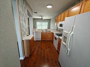 5864 Fishhawk Ridge Dr in Lithia, FL - Building Photo - Building Photo