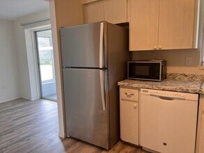 253 Alsace Ave in Venice, FL - Building Photo - Building Photo