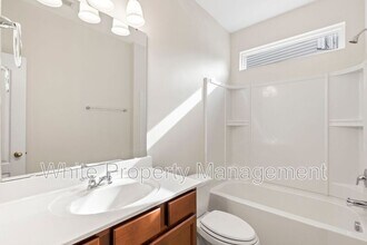 10934 River Oaks Dr NW in Concord, NC - Building Photo - Building Photo