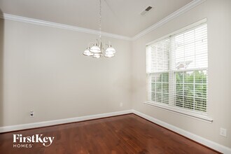 3672 Village Springs Dr in High Point, NC - Foto de edificio - Building Photo