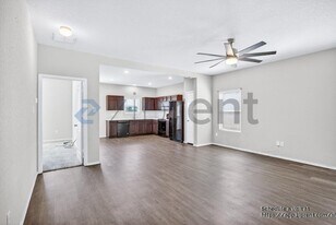 5706 Cicada Cir in Converse, TX - Building Photo