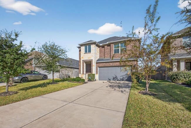 property at 31218 Pinebrook Falls Ln