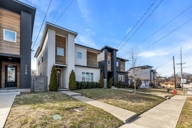 715 32nd Ave N in Nashville, TN - Building Photo - Building Photo