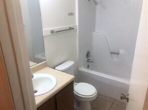 500 Curry Ln in Medicine Lodge, KS - Building Photo - Building Photo
