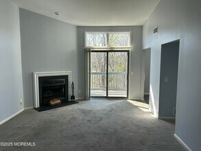 105 Mt Ln in Manasquan, NJ - Building Photo - Building Photo