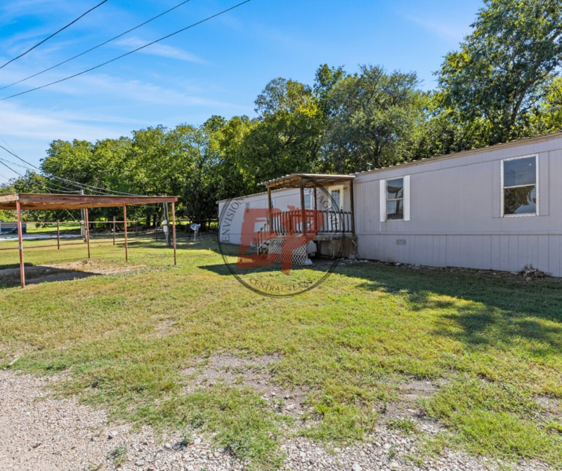 3 Sleepy Hollow in Valley Mills, TX - Building Photo