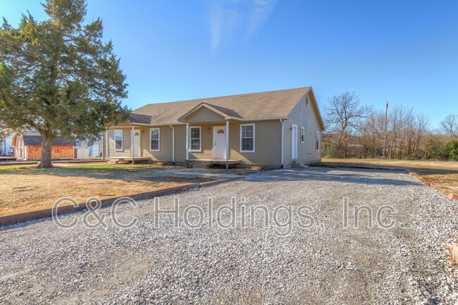 property at 914 Rockwood Ave