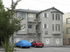 2924 14th Ave in Oakland, CA - Foto de edificio - Building Photo