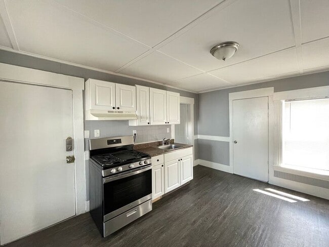 property at 421 Spruce St