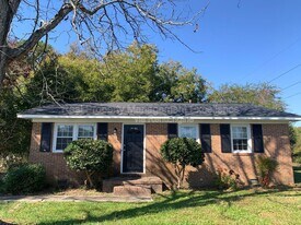 300 Ln of Sir Lancelot in Garner, NC - Building Photo