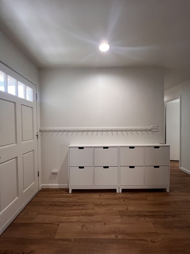 110 King Ct in Grass Valley, CA - Building Photo - Building Photo
