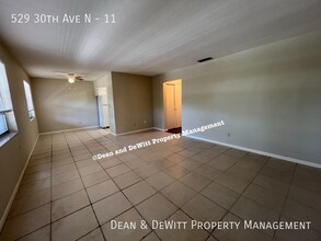 529 30th Ave N in St. Petersburg, FL - Building Photo - Building Photo