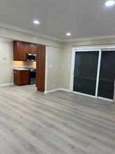 674 Kirkland Dr, Unit 2 in Sunnyvale, CA - Foto de edificio - Building Photo