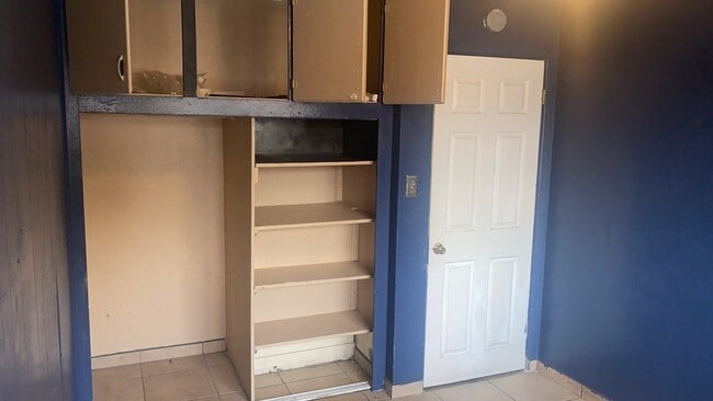 property at 2583 Roseview Pl