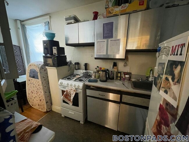 211 Park Dr in Boston, MA - Building Photo - Building Photo