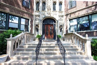 800 W Ferry St in Buffalo, NY - Building Photo - Building Photo