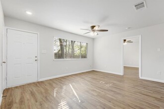 12302 Dellrey Dr in Austin, TX - Building Photo - Building Photo