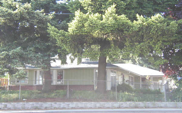 6408-6416 E Fourth Plain Blvd in Vancouver, WA - Foto de edificio - Building Photo