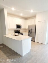 241 Hubbard Bnd in St. Augustine, FL - Building Photo - Building Photo