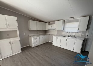 10494 W Indian Creek Rd in San Angelo, TX - Building Photo - Building Photo