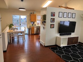 2451 W 44th St in Loveland, CO - Foto de edificio - Building Photo