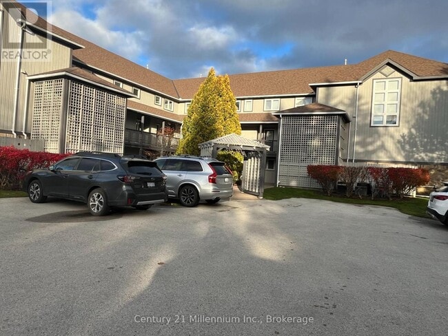 property at 706 Johnston Pk Ave