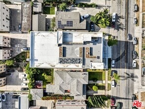 1537 S Wilton Pl-Unit -502 in Los Angeles, CA - Building Photo - Building Photo