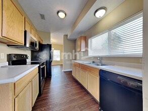 1115 Sunset Dr in Englewood, OH - Building Photo - Building Photo