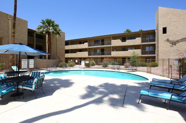 4950 N Miller Rd in Scottsdale, AZ - Building Photo - Building Photo