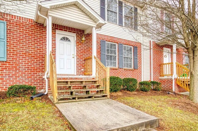 650 Republic Rd in Christiansburg, VA - Building Photo - Building Photo