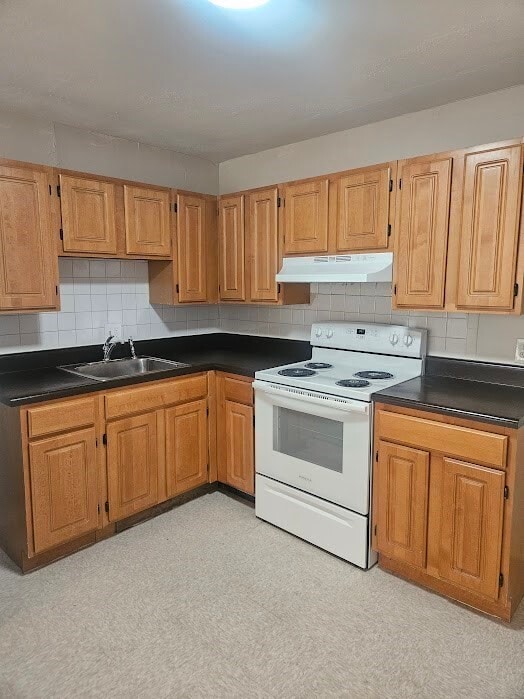 property at 572 Cummins Hwy