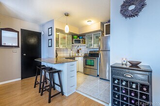 2740 N Pine Grove Ave, Unit #4F in Chicago, IL - Foto de edificio - Building Photo