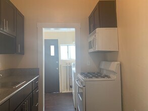 242 G St in Upland, CA - Building Photo - Building Photo