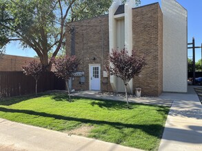 Olympian Apartments in Lubbock, TX - Foto de edificio - Building Photo