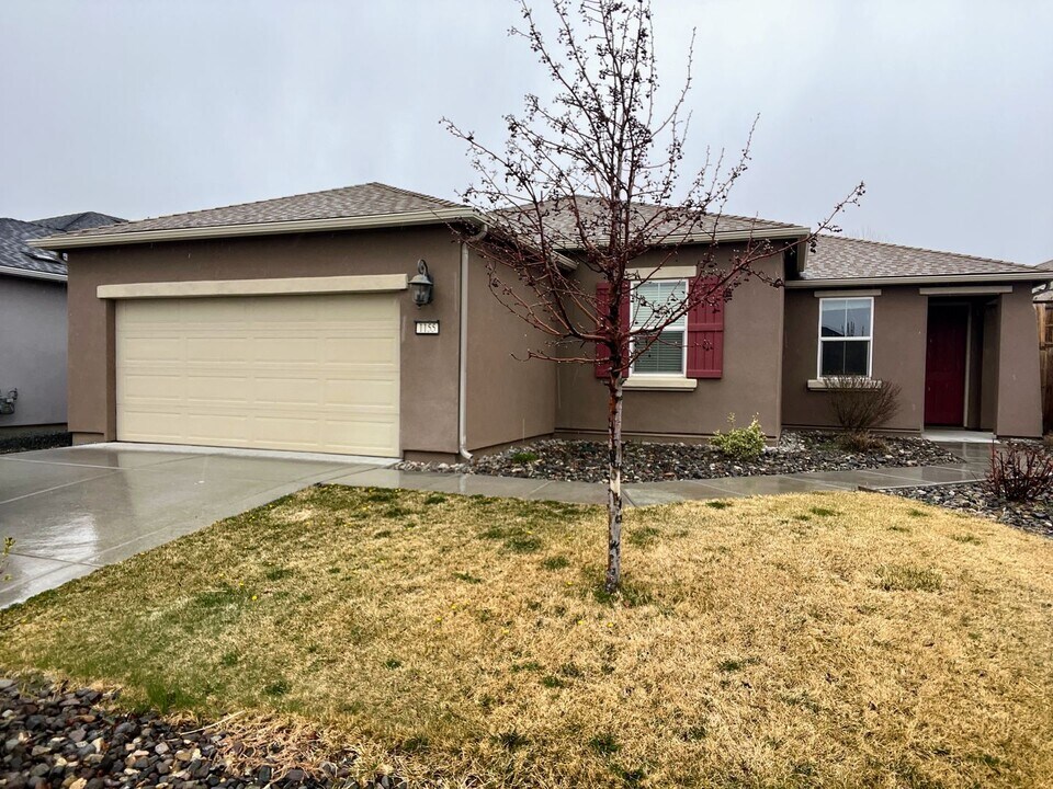 1155 Elk Ridge Dr in Carson City, NV - Building Photo