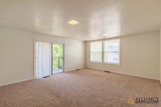 1510 College Ave in Manhattan, KS - Building Photo - Building Photo