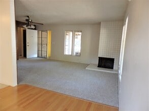127 Shadow Mountain Ct in Pleasant Hill, CA - Building Photo - Building Photo