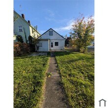 7612 Colgate Ave in Cleveland, OH - Building Photo - Building Photo