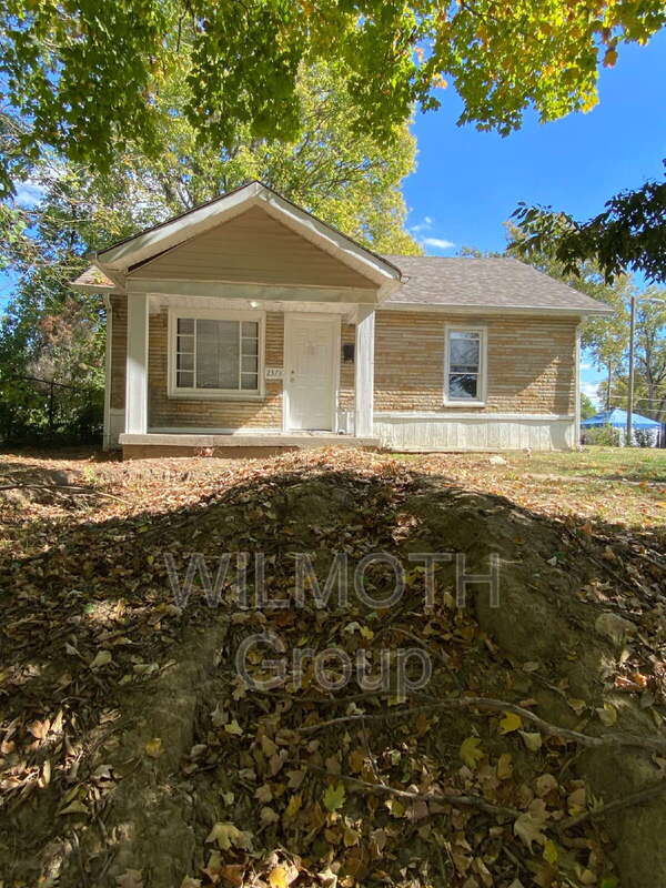 property at 2373 N Oxford St