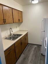 Heritage Arms Apartments in Oshkosh, WI - Building Photo - Interior Photo