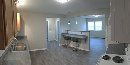 605 N. Adair Street Apt #3, Unit Apt 3 in Clinton, SC - Building Photo - Building Photo