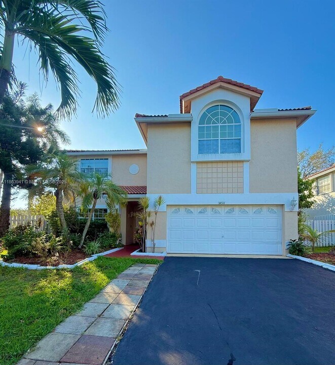 1450 NW 129th Ave in Miami, FL - Building Photo