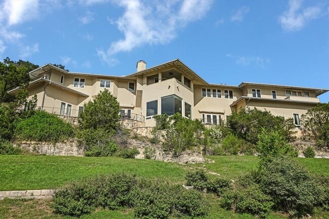 5304 Scenic View Dr in Austin, TX - Building Photo - Building Photo